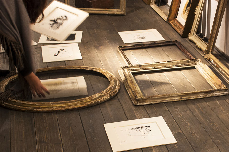 The frames: art in art